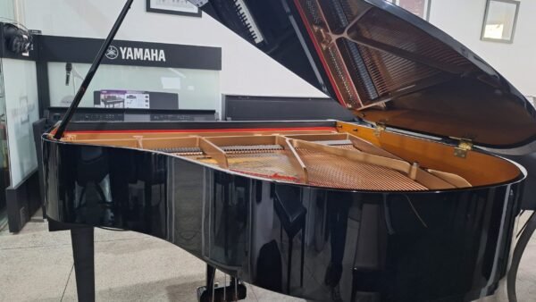 Piano de Cauda Yamaha GB1K SILENT SG2 - Usado 2016 - Imagem 7