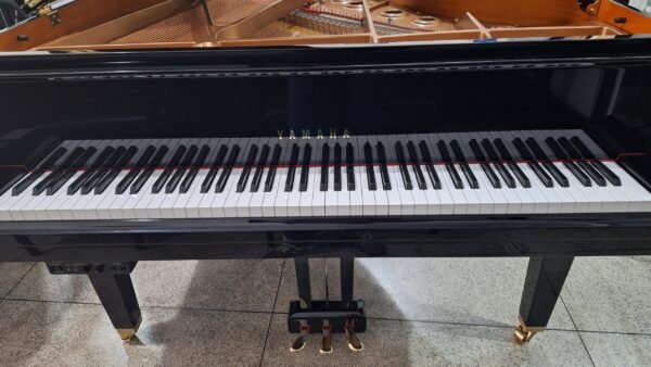 Piano de Cauda Yamaha GB1K SILENT SG2 - Usado 2016 - Imagem 9
