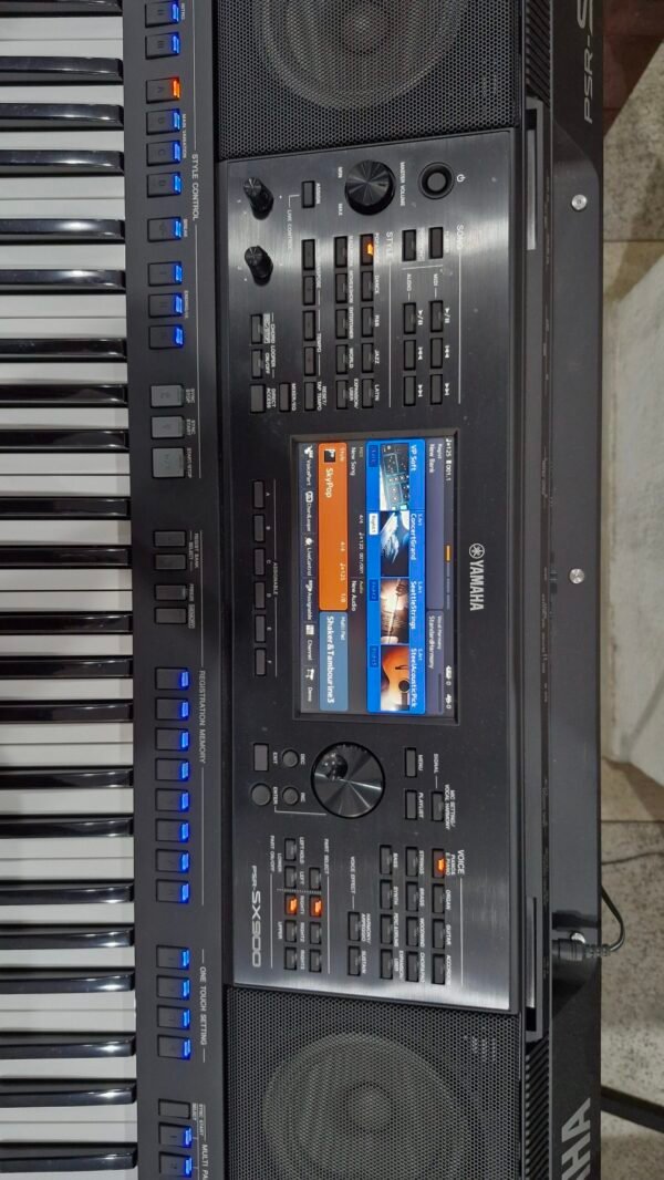 Teclado Yamaha PSR-SX900 2023 (Seminovo) - Imagem 3
