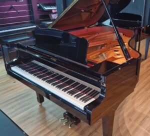 Piano de Cauda Yamaha C3 USADO (2011)
