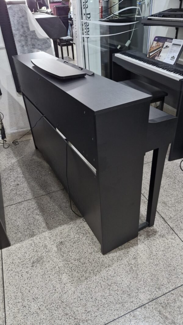 Yamaha Clavinova CLP-735 Seminovo - Image 6