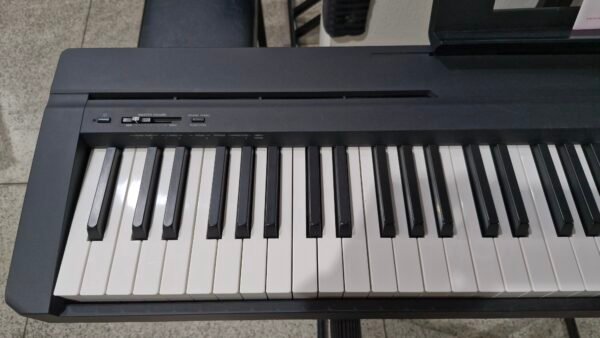Piano Digital Yamaha P45 Usado - Imagem 6