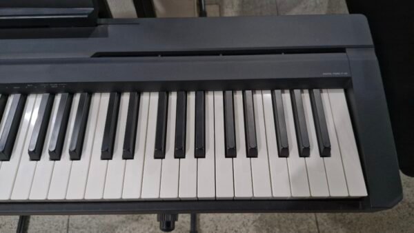Piano Digital Yamaha P45 Usado - Imagem 4