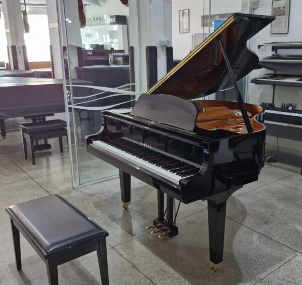 Piano de Cauda Yamaha GB1K - Usado 2021