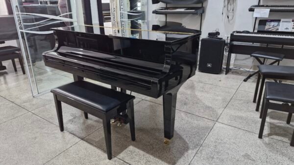 Piano de Cauda Yamaha GB1K - Usado 2021 - Imagem 2