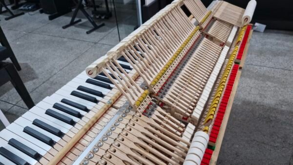 Piano de Cauda Yamaha C2 Usado (2012) - Imagem 5