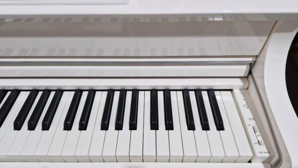 Yamaha Clavinova CLP-765GP WH (usado) - Imagem 3