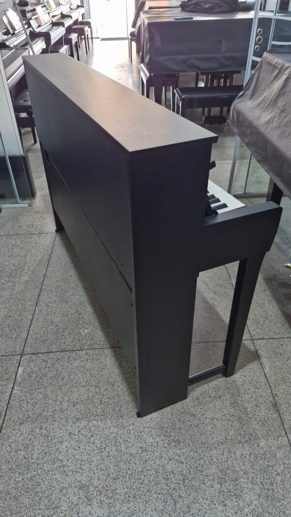 Yamaha Clavinova CLP-785B usada (2022) - Imagem 2
