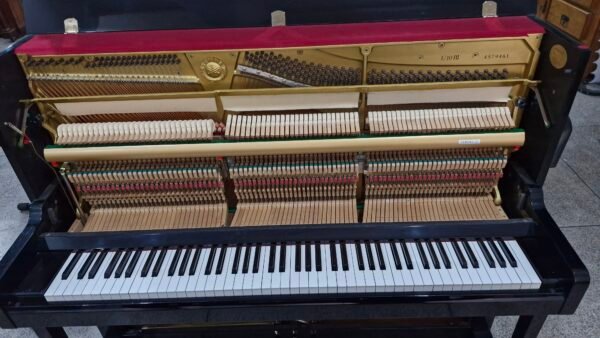 Piano Vertical usado Yamaha U10 (1988) - Imagem 7