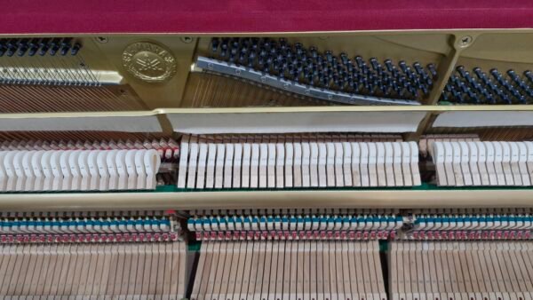 Piano Vertical usado Yamaha U10 (1988) - Imagem 4