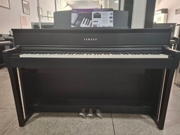 Yamaha Clavinova CLP-775 (Usado 2024) - Imagem 4