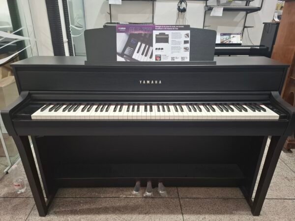 Yamaha Clavinova CLP-775 (Usado 2024) - Imagem 3